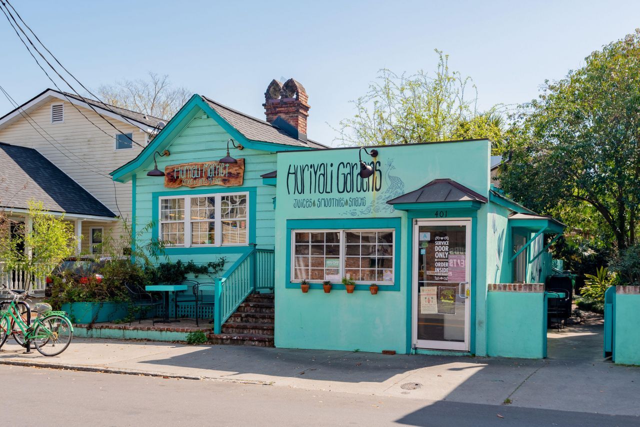 208 Gordon Street Photo 94