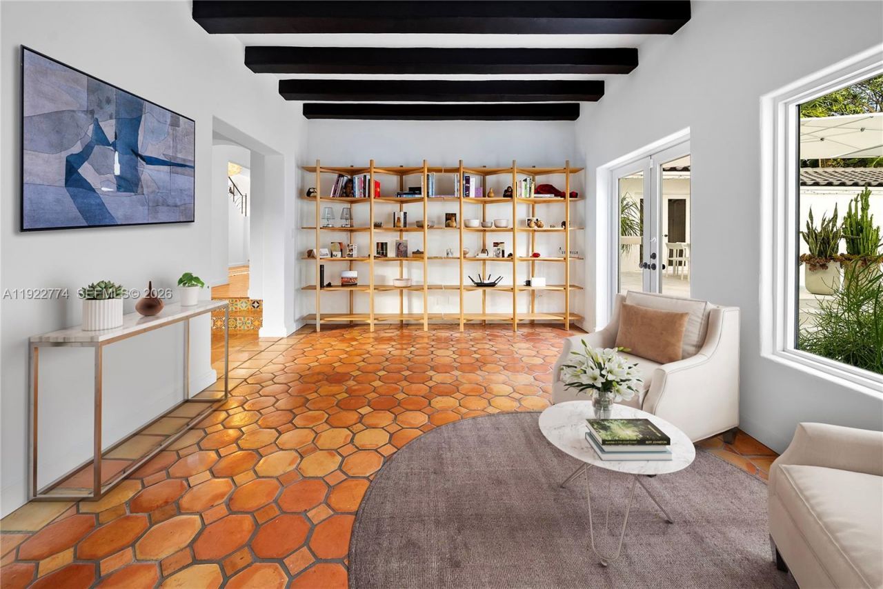 5181 La Gorce Dr, Miami Beach, FL 33140 Photo