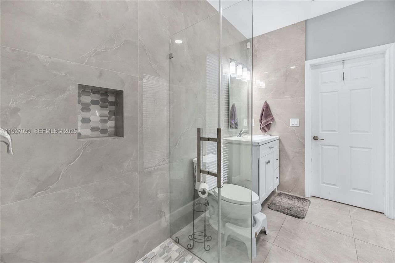 3461 SE 1st St, Homestead, FL 33033 Photo