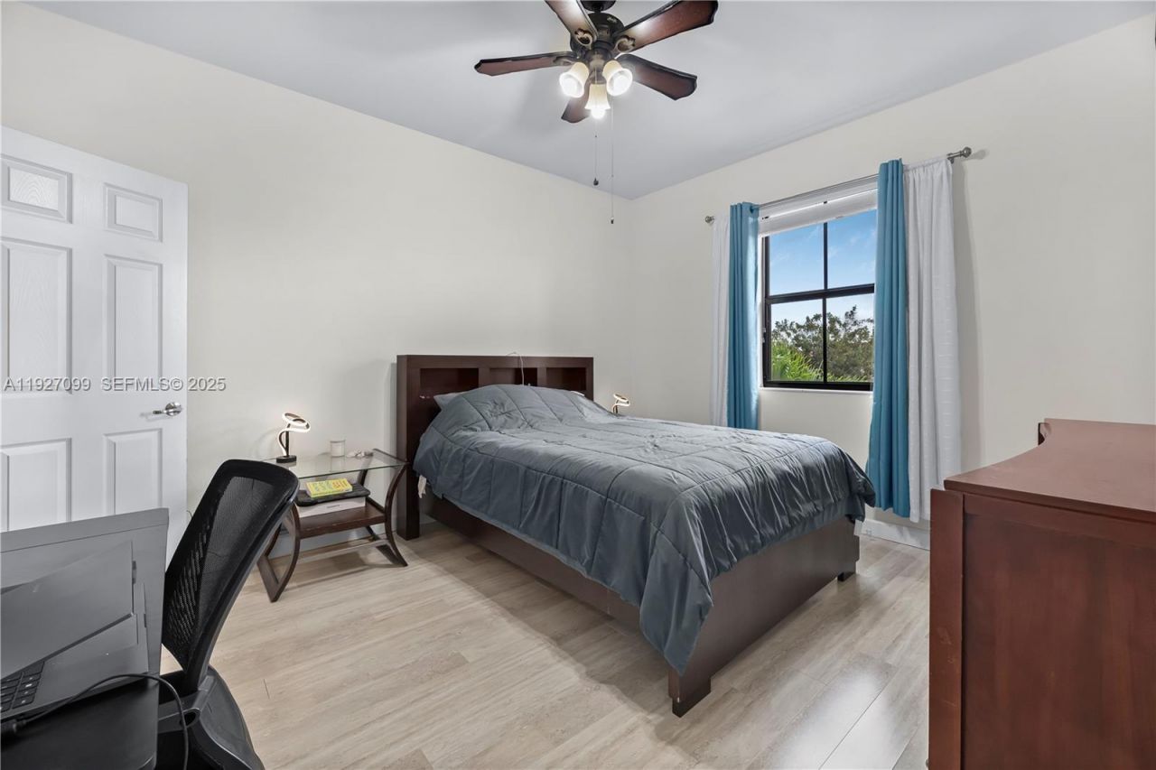 3461 SE 1st St, Homestead, FL 33033 Photo