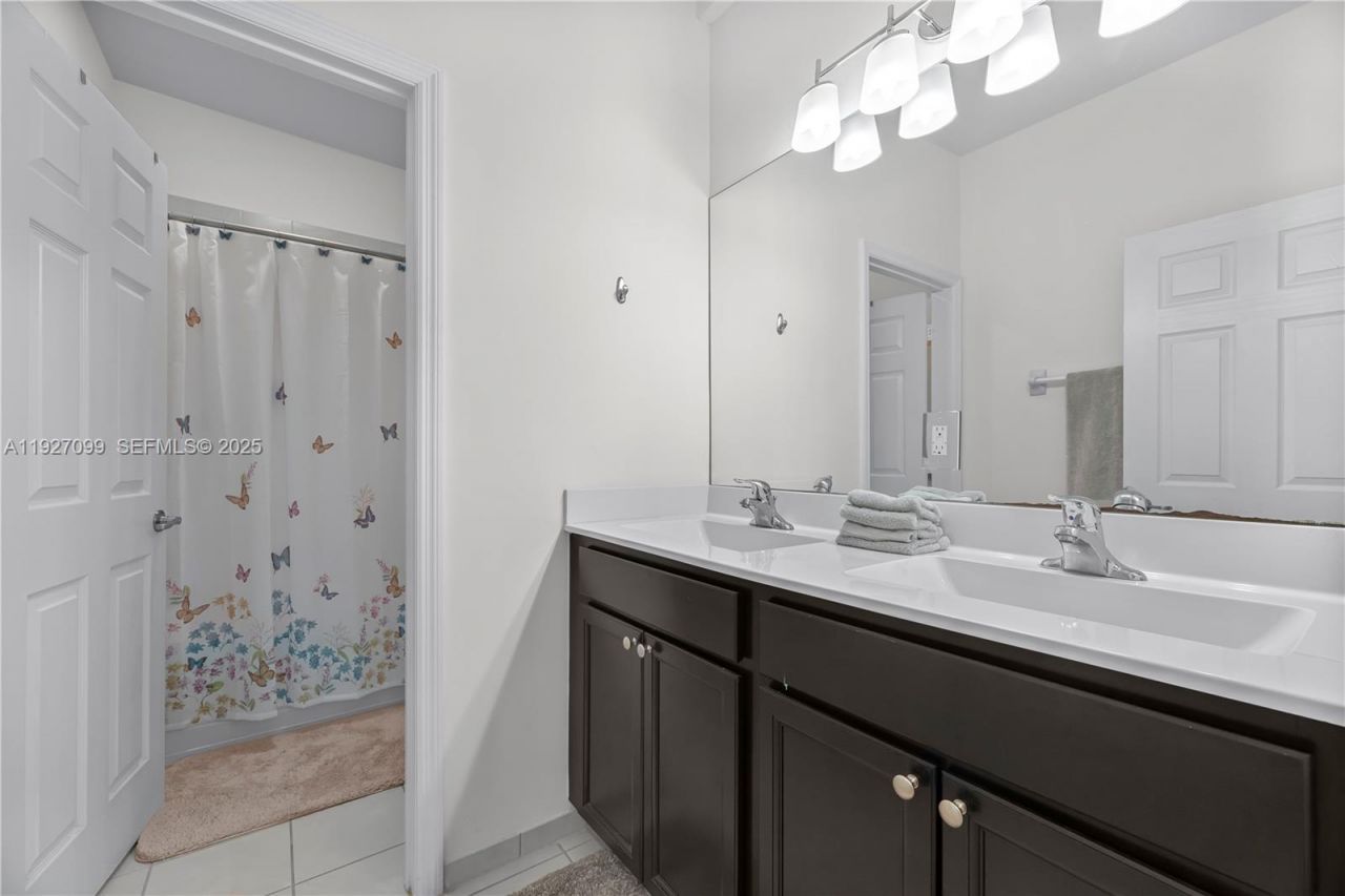 3461 SE 1st St, Homestead, FL 33033 Photo