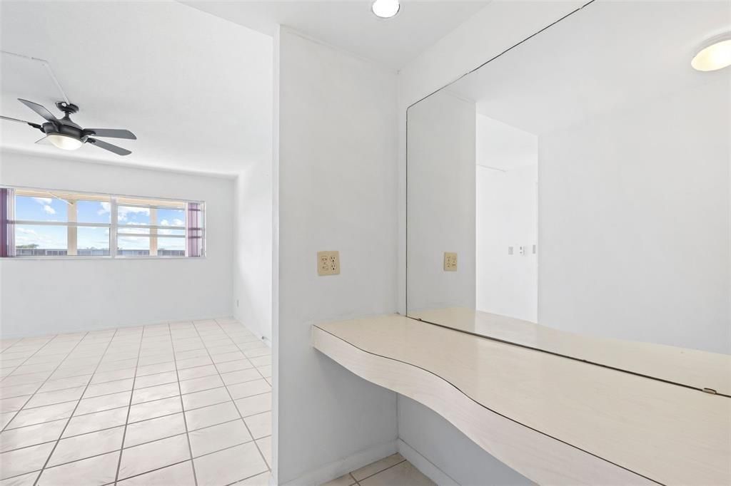 4650 Washington St, Unit 504, Hollywood, FL 33021 Photo
