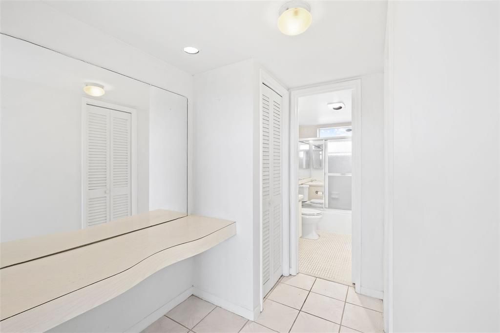 4650 Washington St, Unit 504, Hollywood, FL 33021 Photo