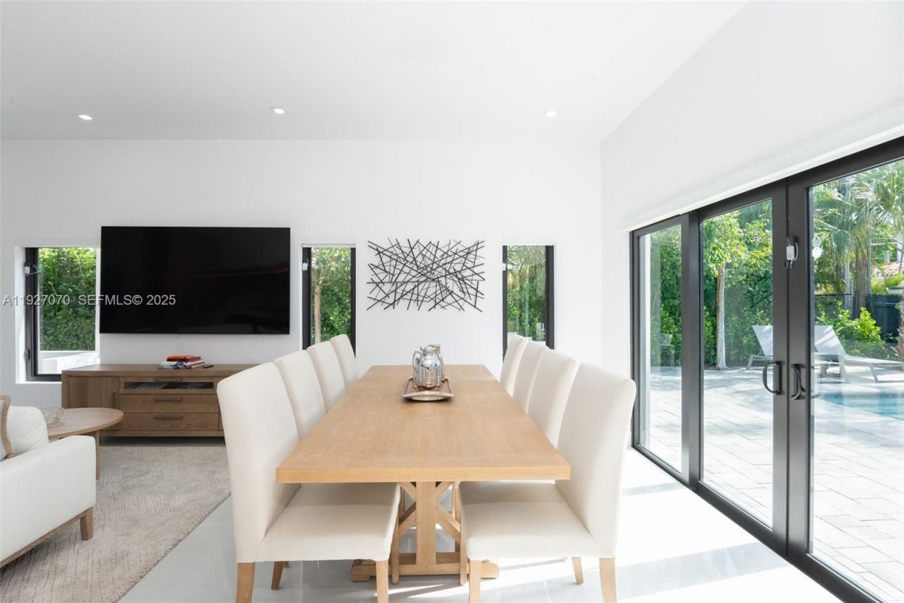 306 Plymouth Rd, West Palm Beach, FL 33405 Photo