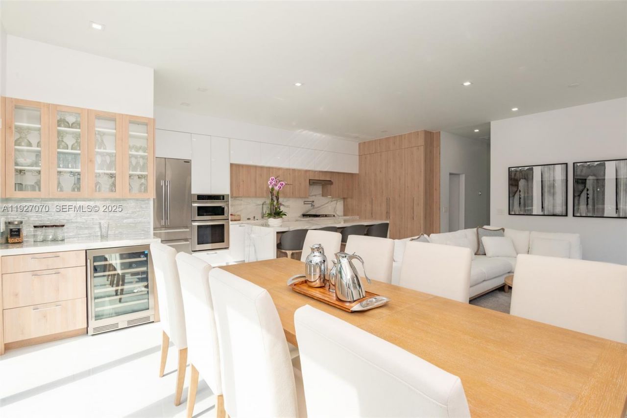 306 Plymouth Rd, West Palm Beach, FL 33405 Photo