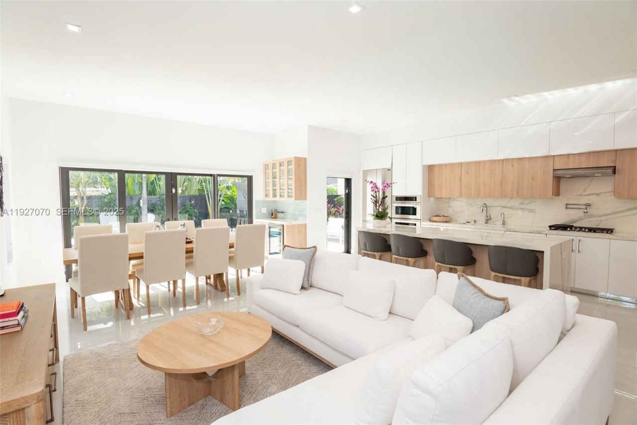 306 Plymouth Rd, West Palm Beach, FL 33405 Photo