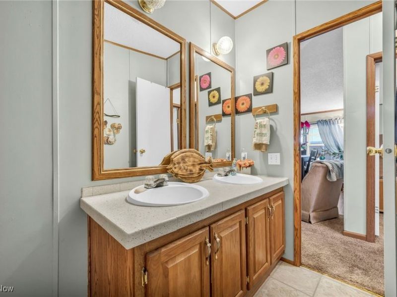 27202 Cook Road, Unit 95, Olmsted Township, OH 44138 Photo 29