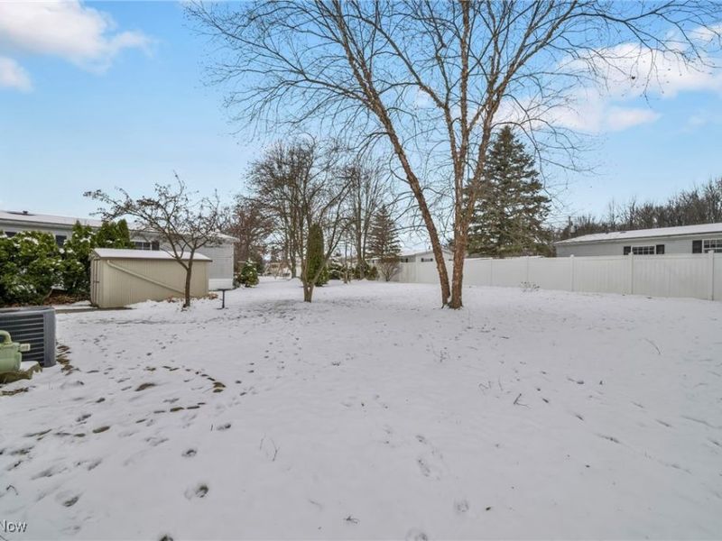 27202 Cook Road, Unit 95, Olmsted Township, OH 44138 Photo 41