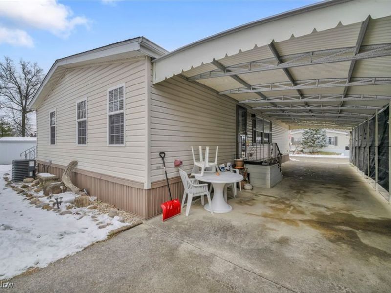 27202 Cook Road, Unit 95, Olmsted Township, OH 44138 Photo 42