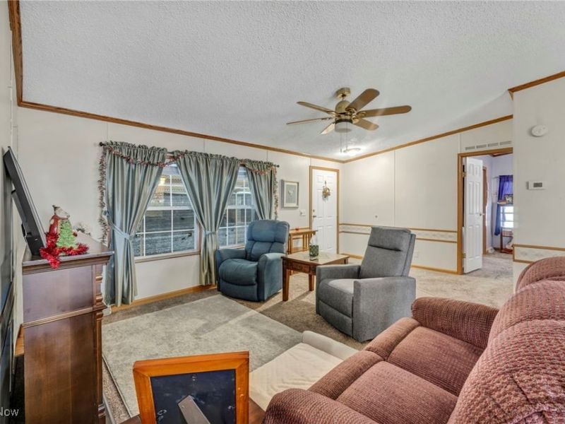 27202 Cook Road, Unit 95, Olmsted Township, OH 44138 Photo 9