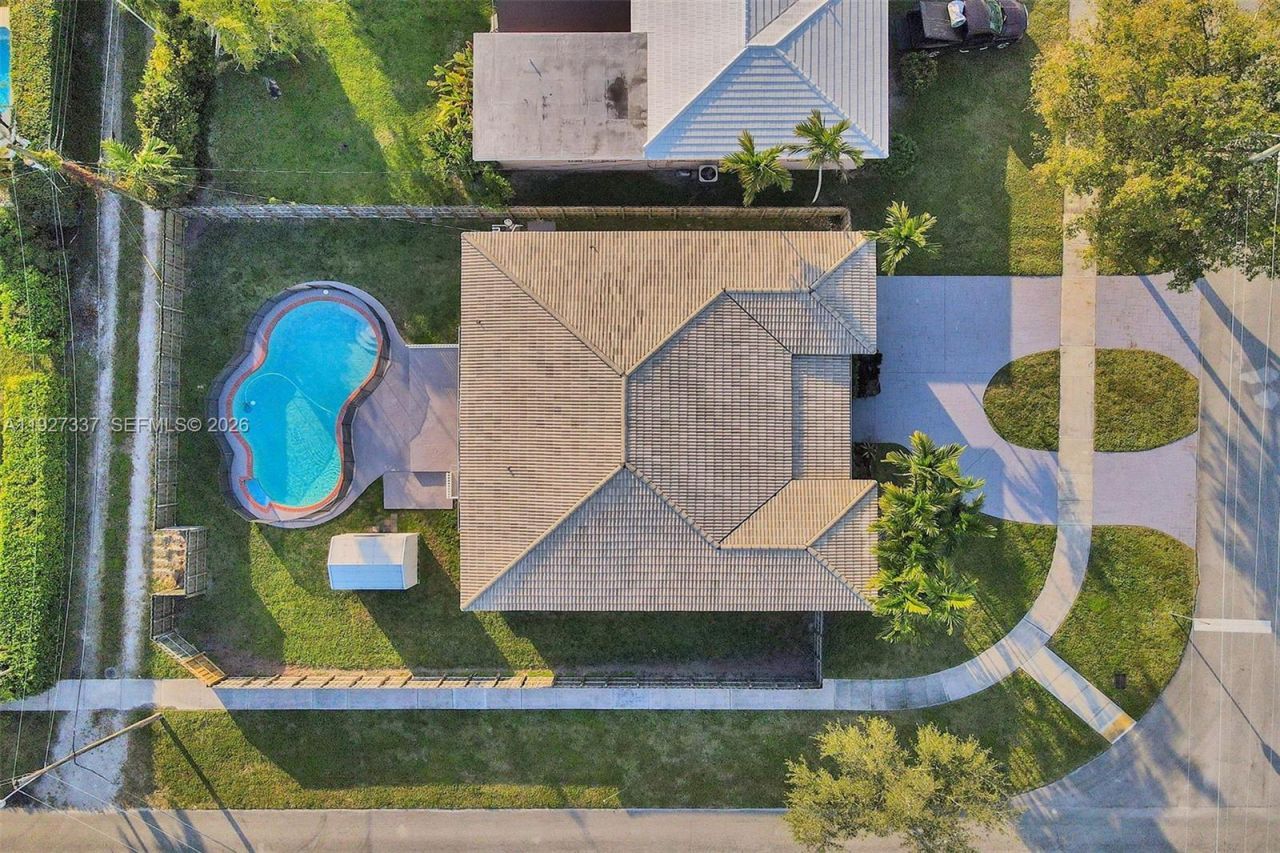 1102 Meadowlark Ave, Miami Springs, FL 33166 Photo