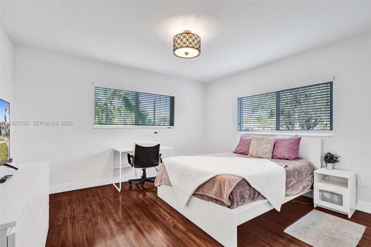 1102 Meadowlark Ave, Miami Springs, FL 33166 Photo