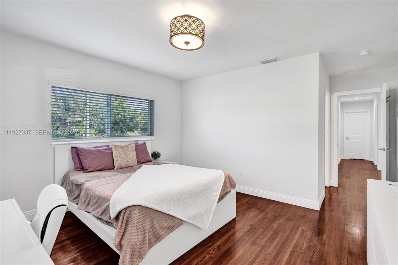 1102 Meadowlark Ave, Miami Springs, FL 33166 Photo