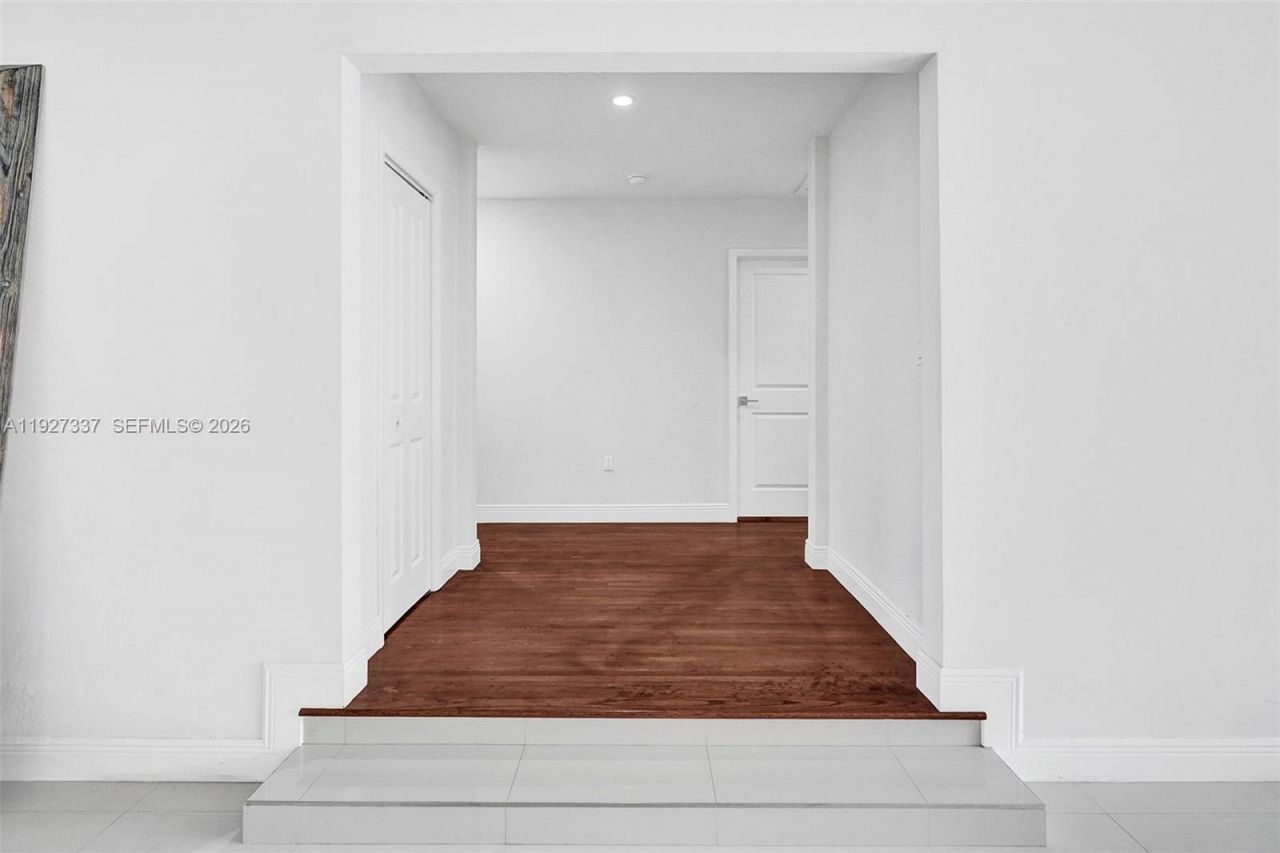 1102 Meadowlark Ave, Miami Springs, FL 33166 Photo