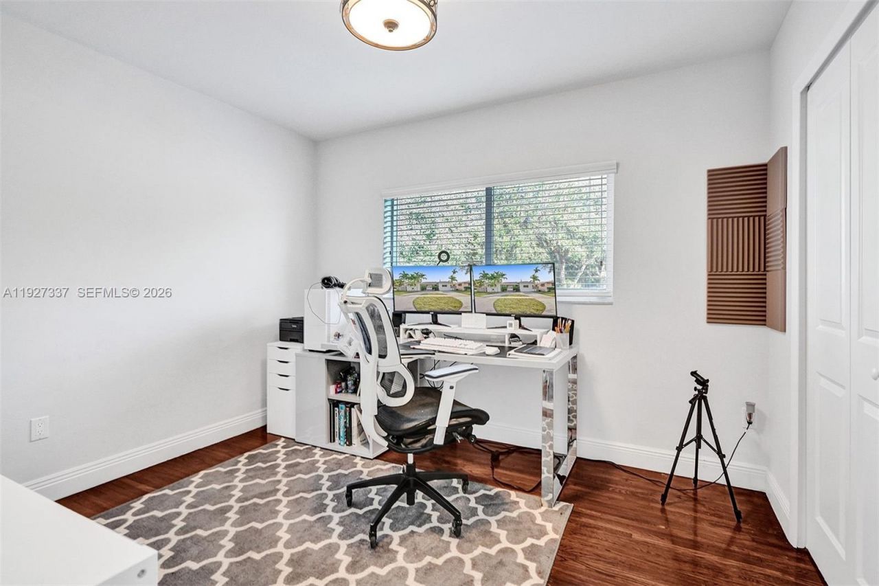 1102 Meadowlark Ave, Miami Springs, FL 33166 Photo