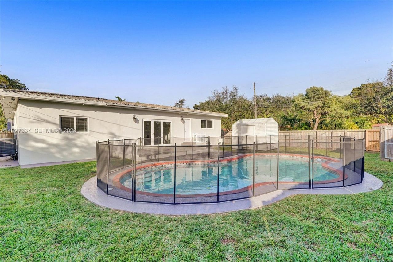 1102 Meadowlark Ave, Miami Springs, FL 33166 Photo