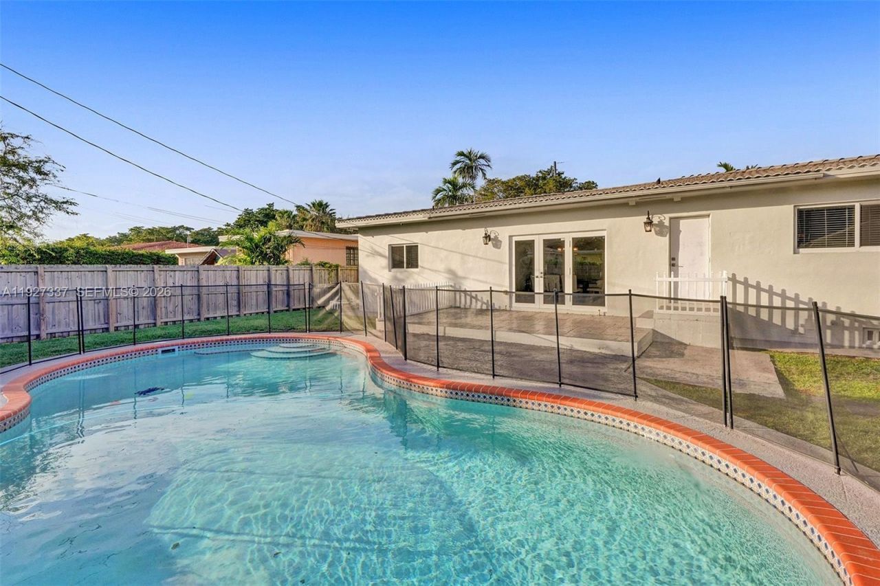 1102 Meadowlark Ave, Miami Springs, FL 33166 Photo