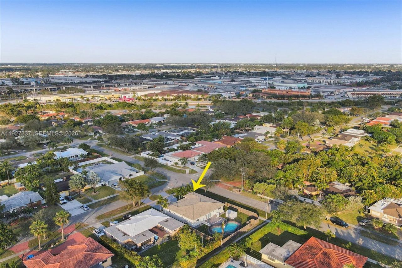 1102 Meadowlark Ave, Miami Springs, FL 33166 Photo