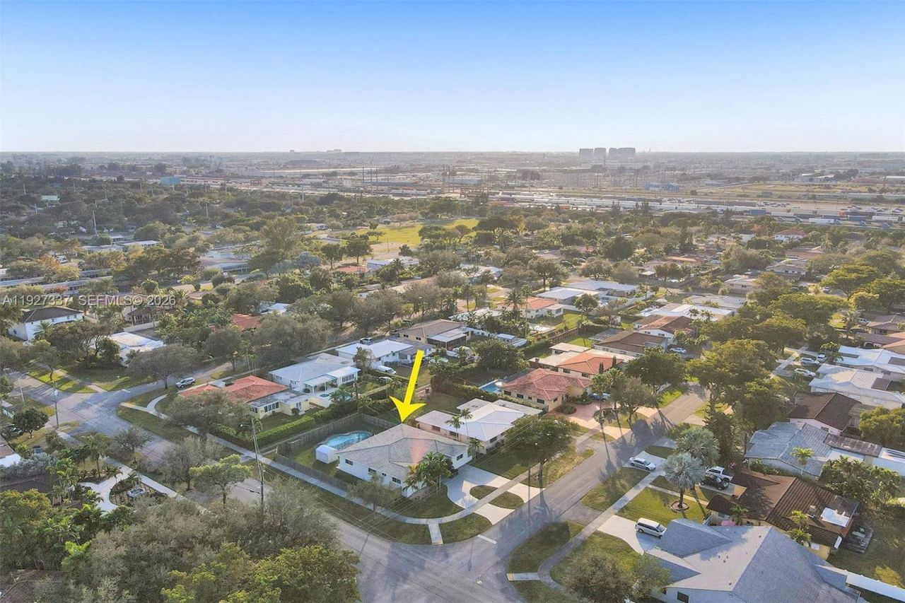 1102 Meadowlark Ave, Miami Springs, FL 33166 Photo