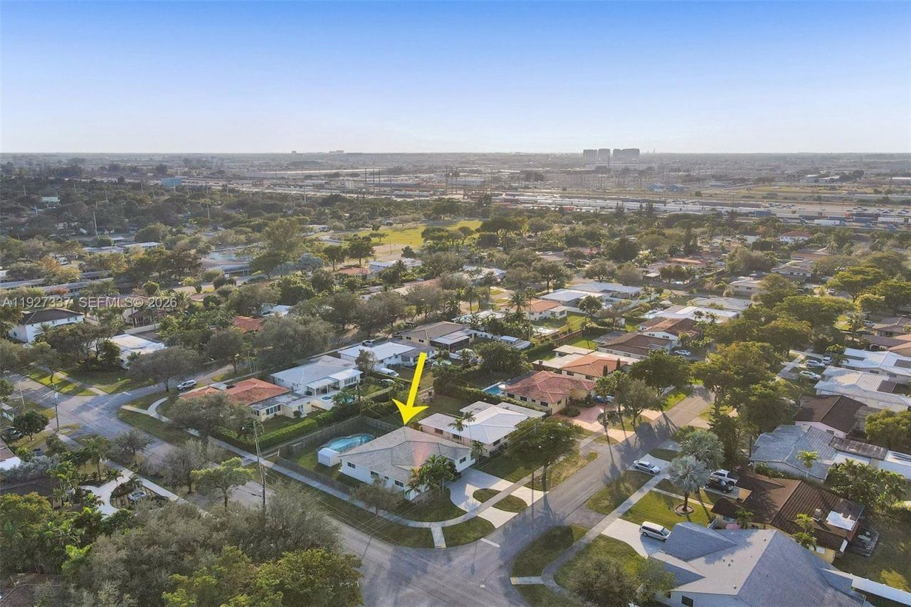 1102 Meadowlark Ave, Miami Springs, FL 33166 Photo