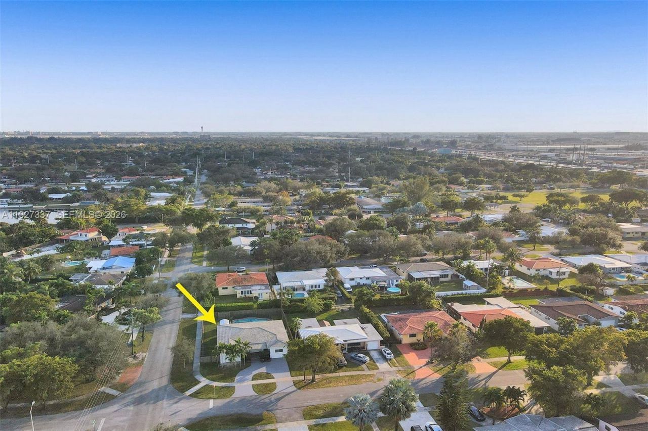 1102 Meadowlark Ave, Miami Springs, FL 33166 Photo