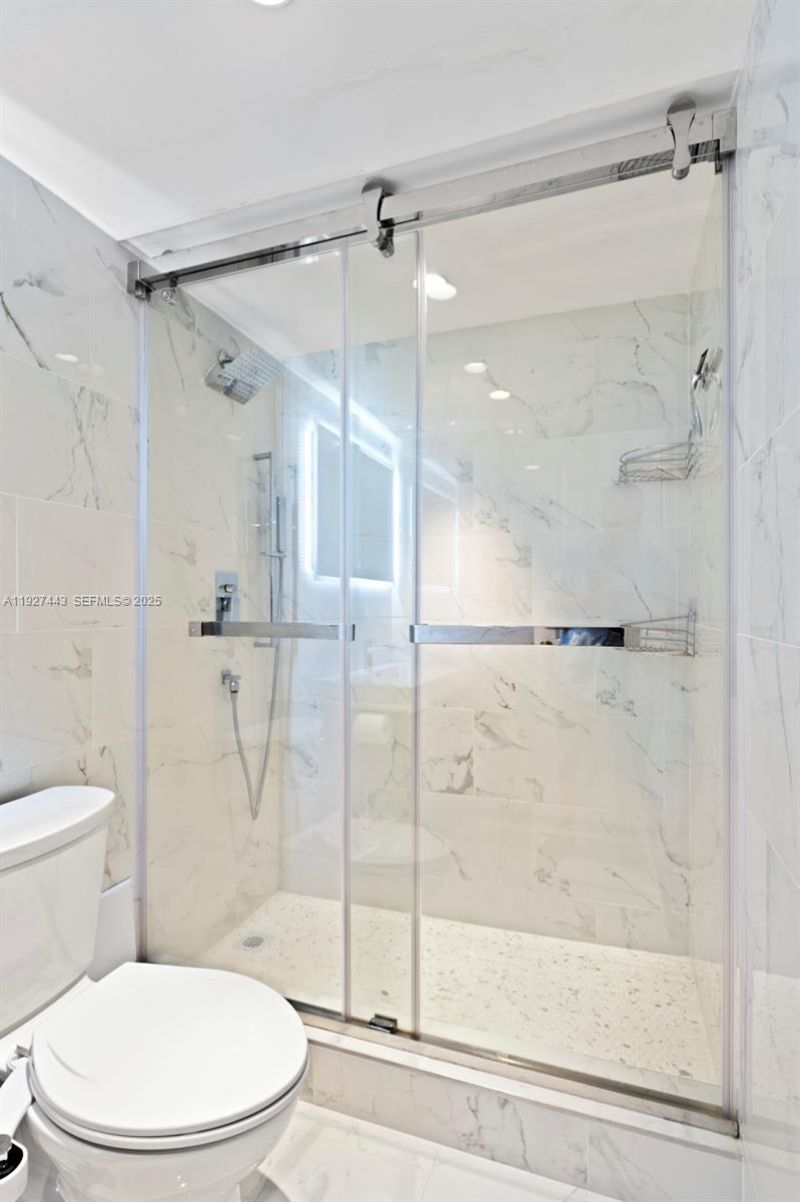 3140 S Ocean Dr, Unit 511, Hallandale Beach, FL 33009 Photo