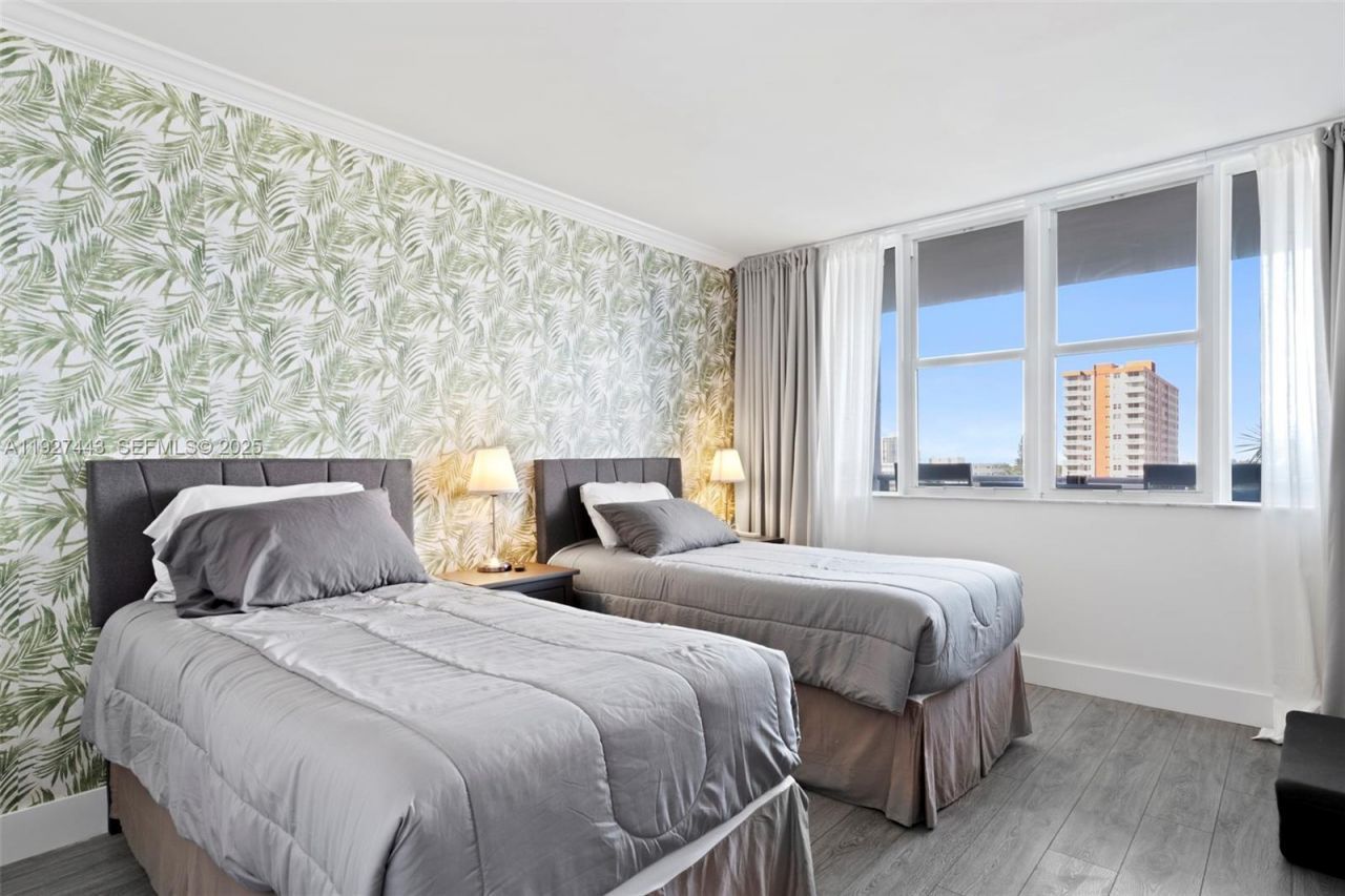 3140 S Ocean Dr, Unit 511, Hallandale Beach, FL 33009 Photo