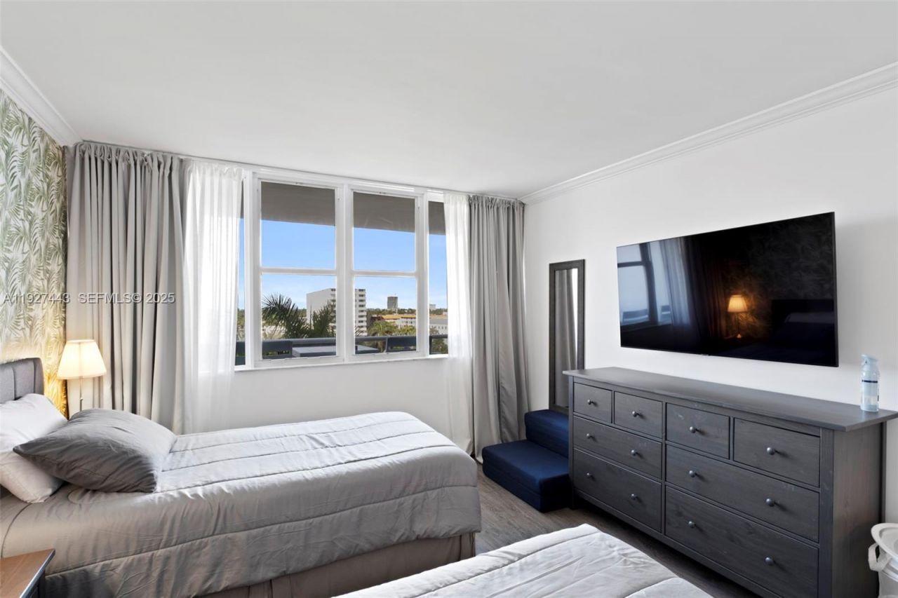 3140 S Ocean Dr, Unit 511, Hallandale Beach, FL 33009 Photo