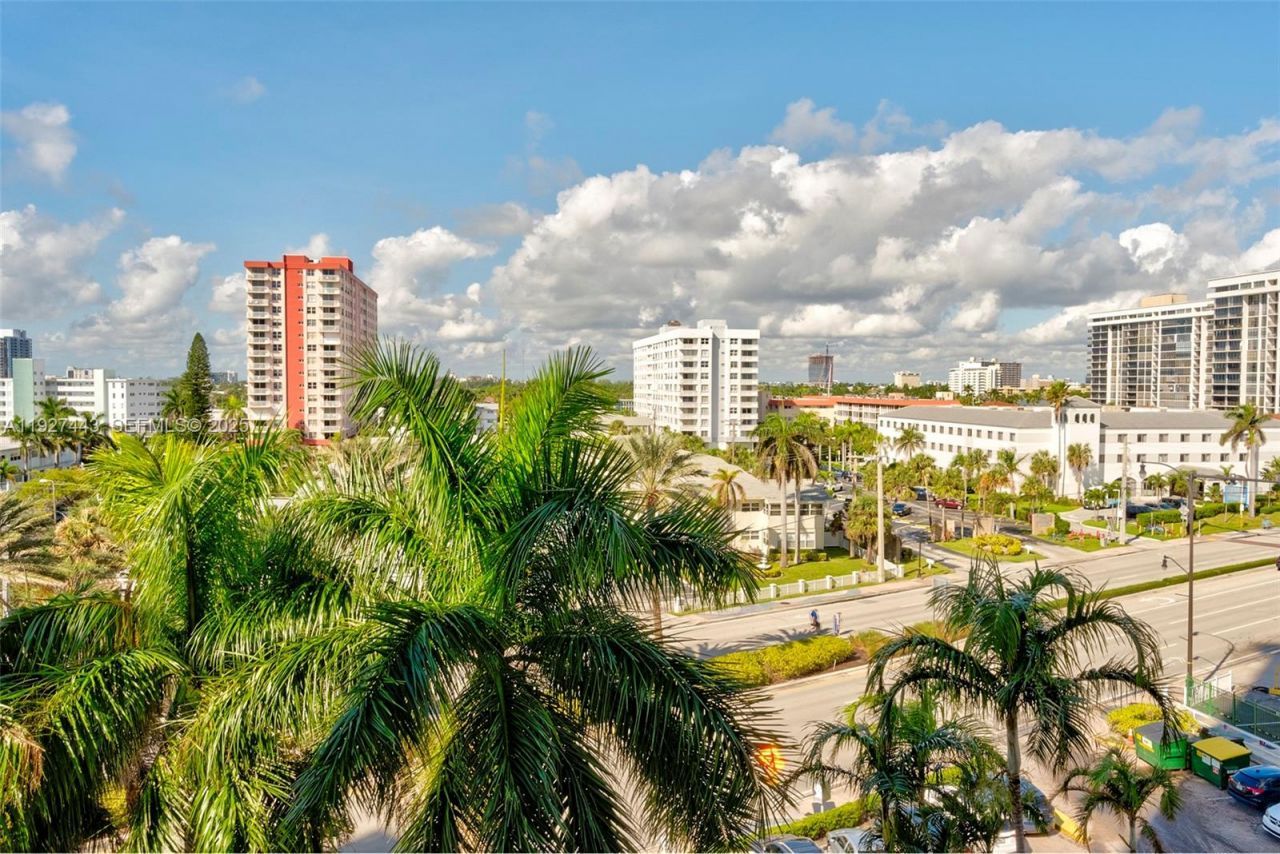 3140 S Ocean Dr, Unit 511, Hallandale Beach, FL 33009 Photo