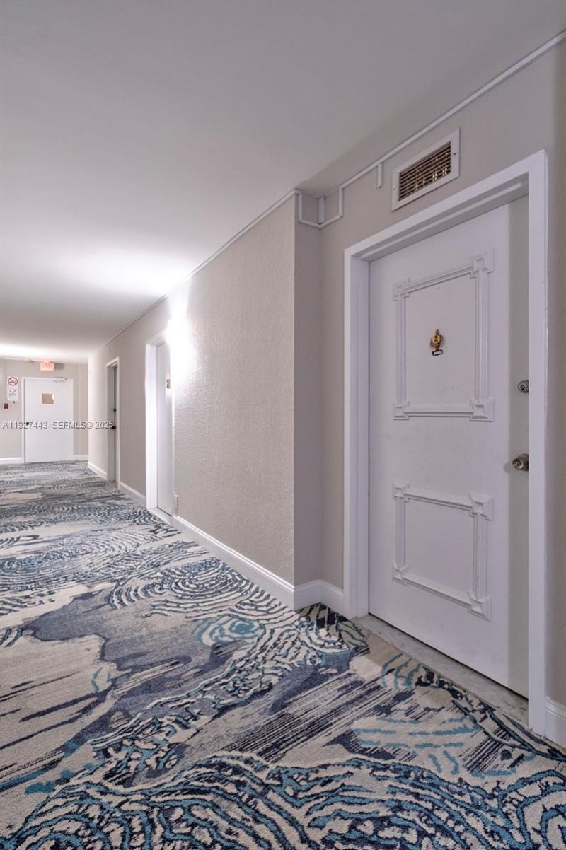 3140 S Ocean Dr, Unit 511, Hallandale Beach, FL 33009 Photo