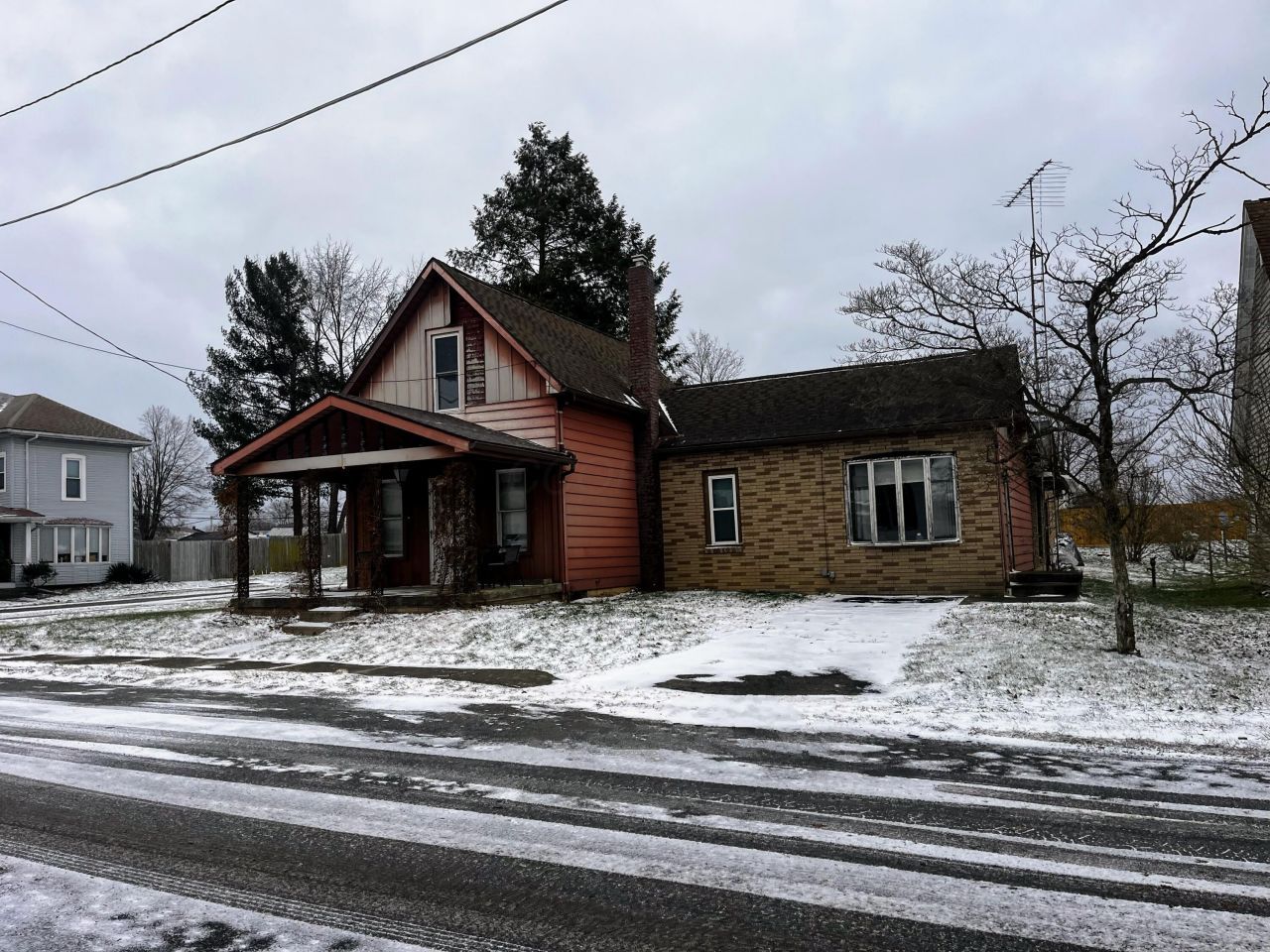 102 Cedar Street S, Danville, OH 43014 Main Photo