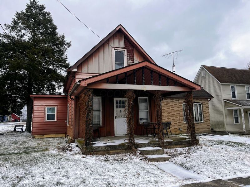 102 Cedar Street S, Danville, OH 43014 Photo 2