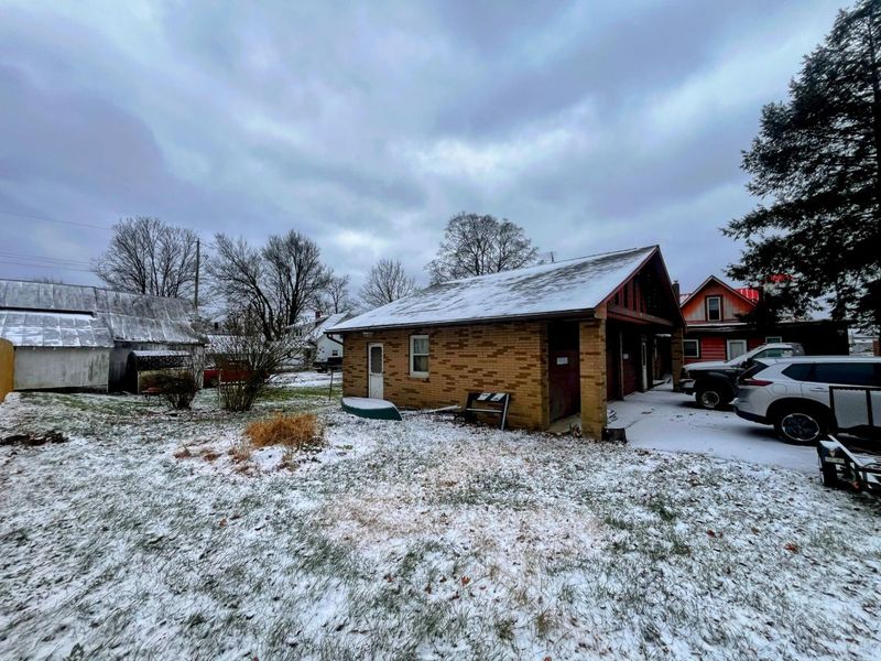 102 Cedar Street S, Danville, OH 43014 Photo 34