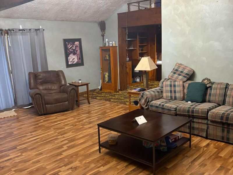 102 Cedar Street S, Danville, OH 43014 Photo 6