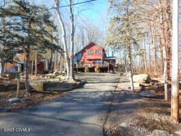 75 WOODHILL Lane, Lake Ariel, PA 18436
