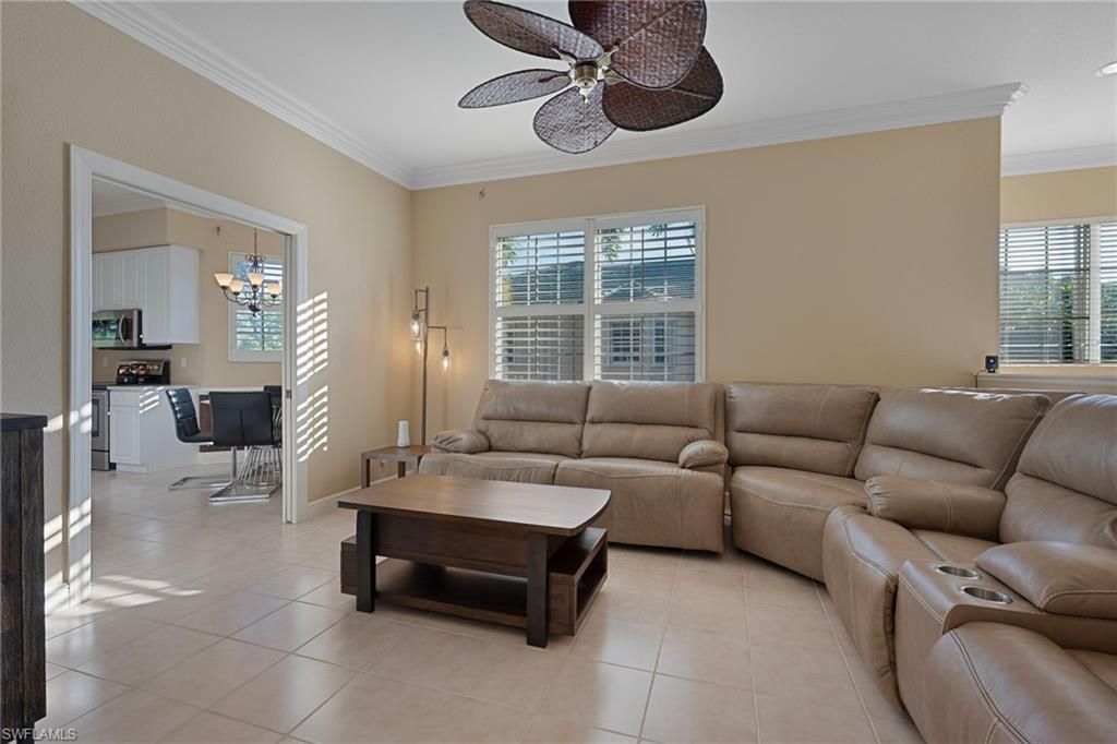 642 Vintage Reserve Cir, Unit 3D, Naples, FL 34119 Photo