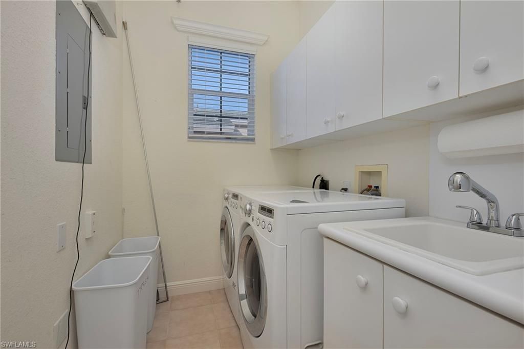 642 Vintage Reserve Cir, Unit 3D, Naples, FL 34119 Photo