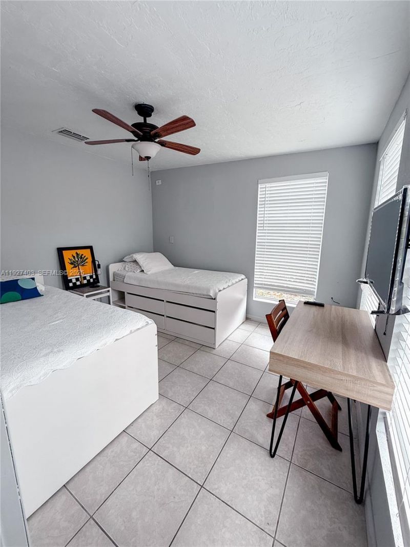 1403 Grouper Dr, Marathon, FL 33050 Photo