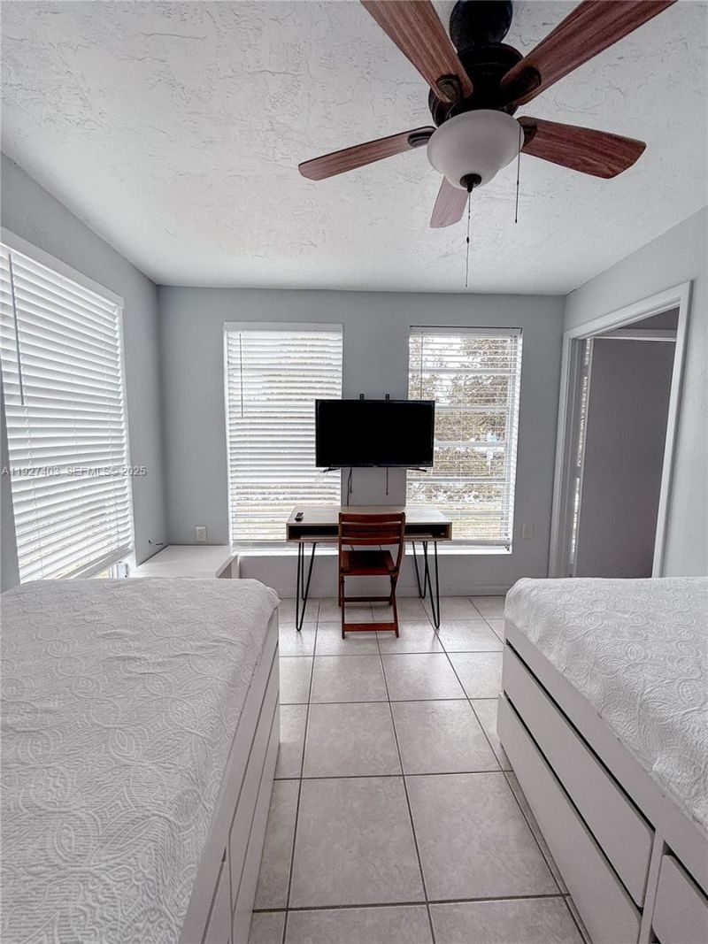 1403 Grouper Dr, Marathon, FL 33050 Photo