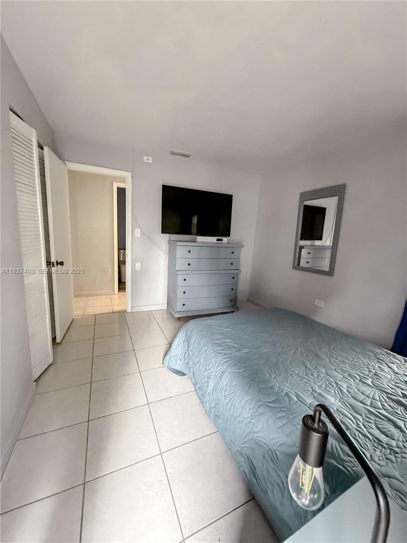 1403 Grouper Dr, Marathon, FL 33050 Photo