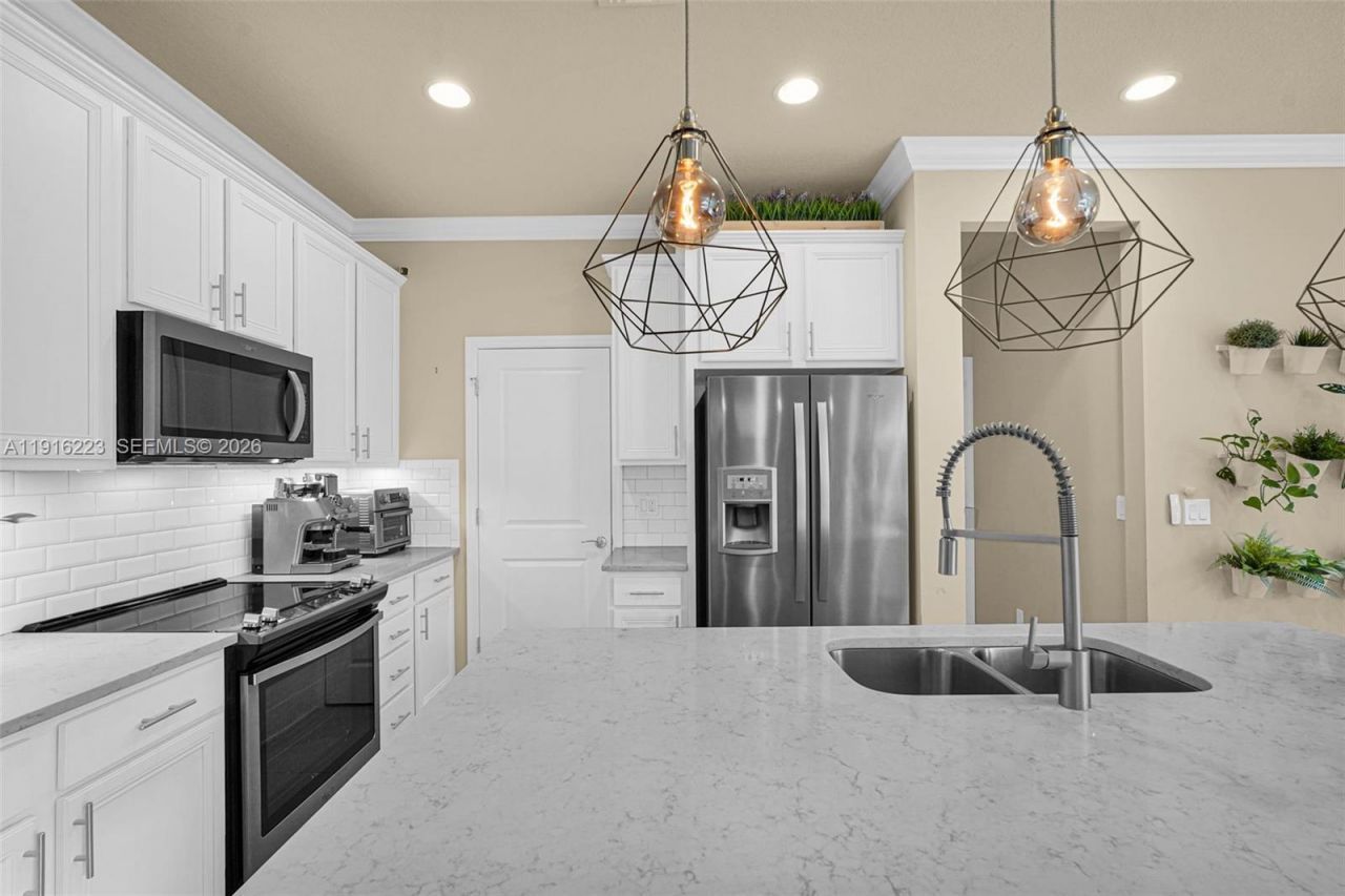 3936 Mahogany Ln, Hollywood, FL 33021 Photo