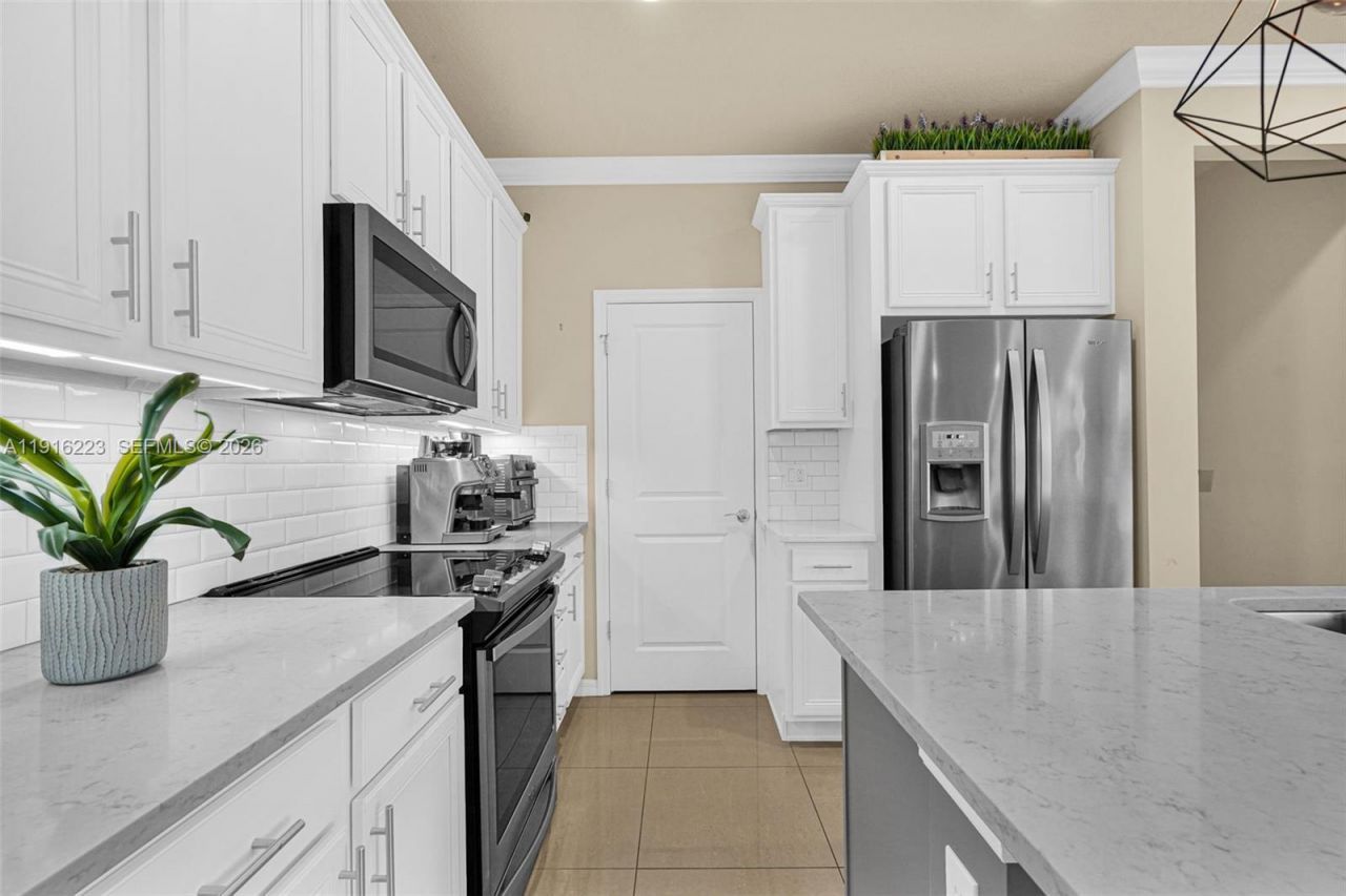 3936 Mahogany Ln, Hollywood, FL 33021 Photo