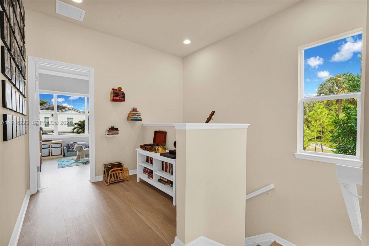 3936 Mahogany Ln, Hollywood, FL 33021 Photo