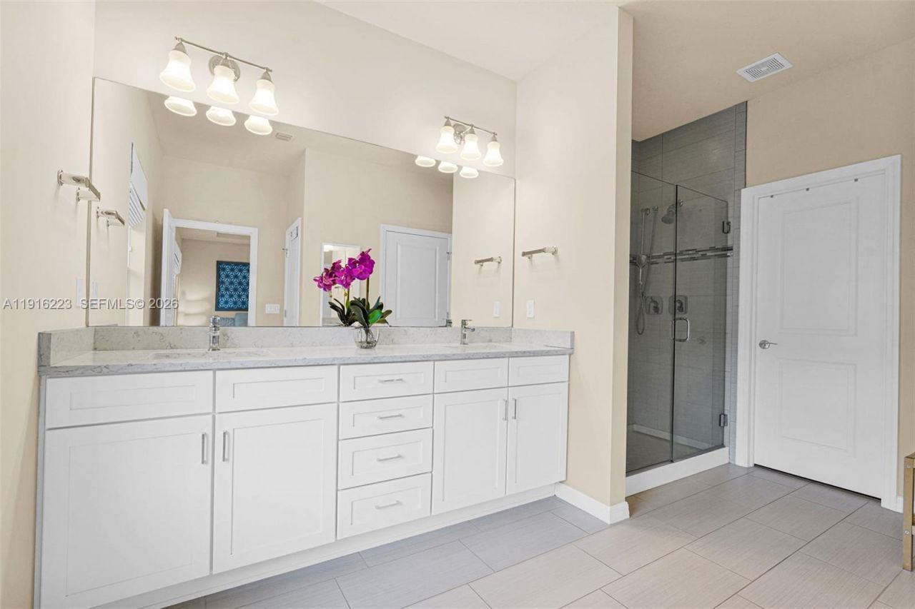 3936 Mahogany Ln, Hollywood, FL 33021 Photo