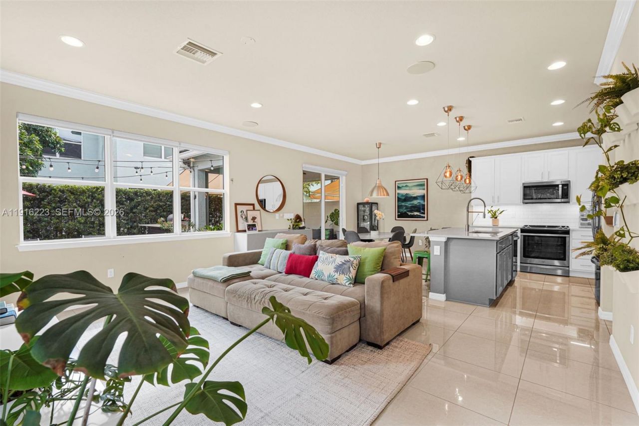 3936 Mahogany Ln, Hollywood, FL 33021 Photo