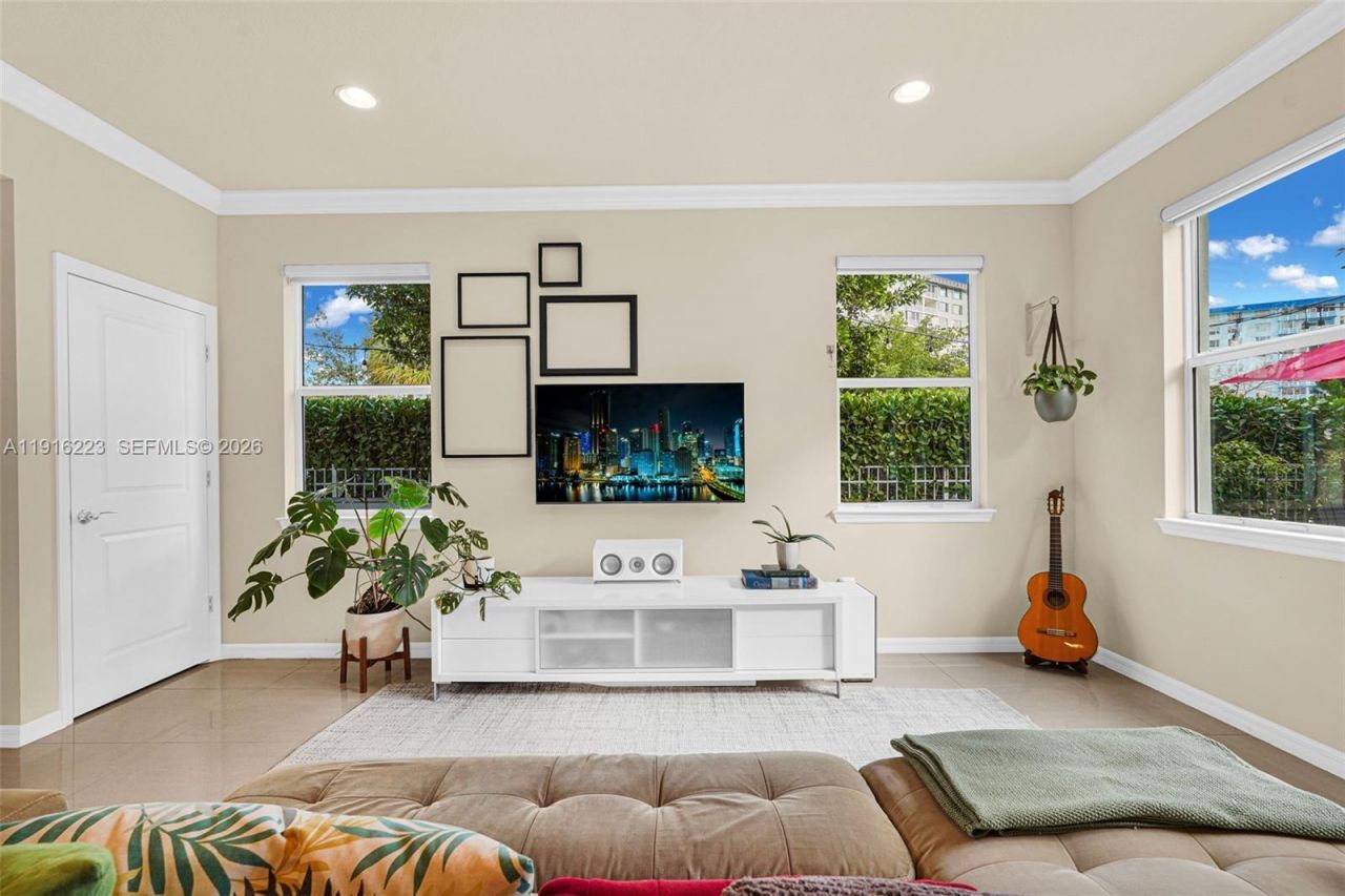 3936 Mahogany Ln, Hollywood, FL 33021 Photo