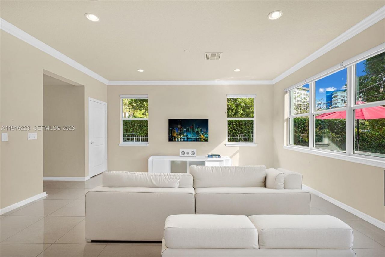 3936 Mahogany Ln, Hollywood, FL 33021 Photo