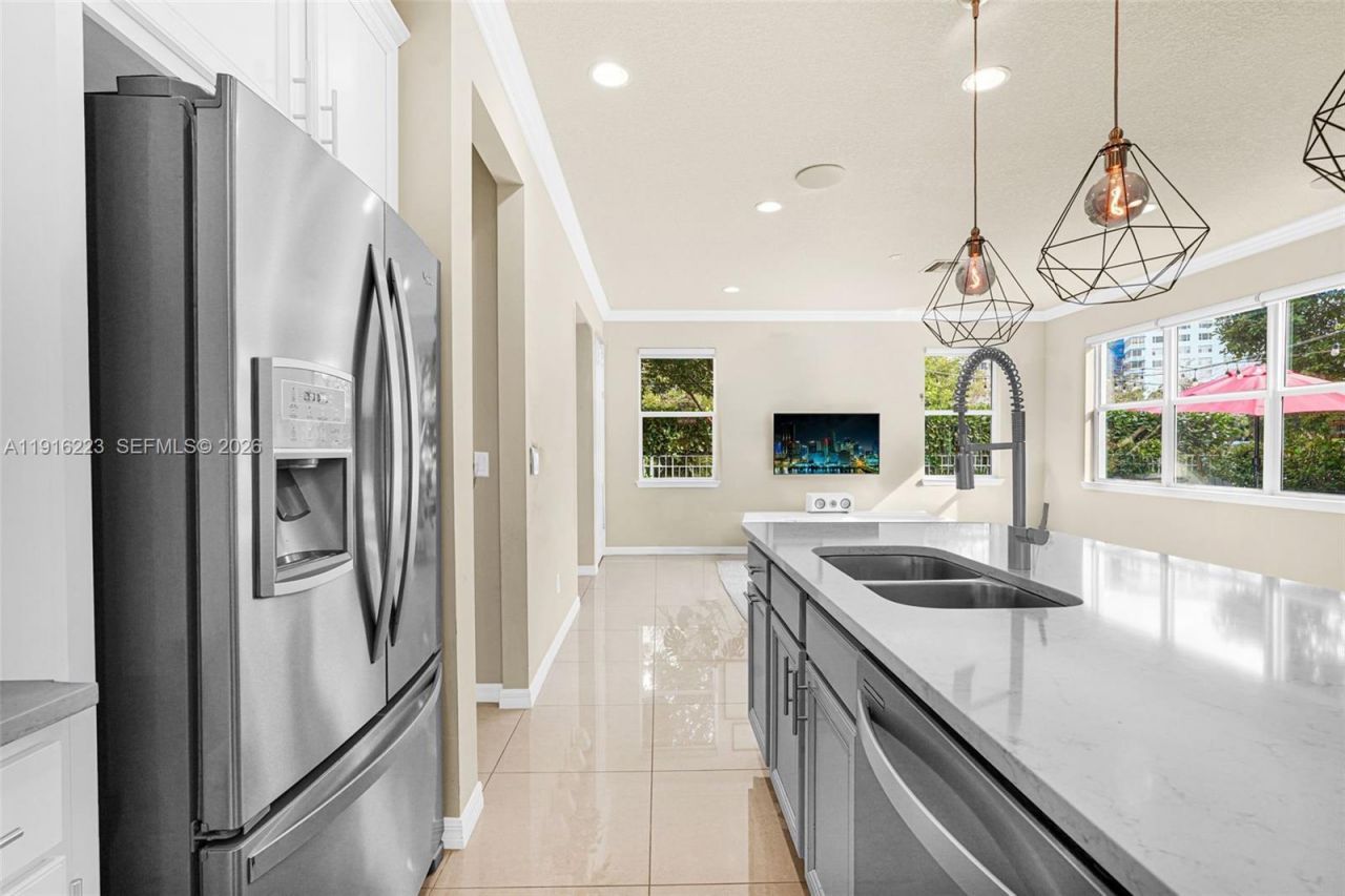 3936 Mahogany Ln, Hollywood, FL 33021 Photo