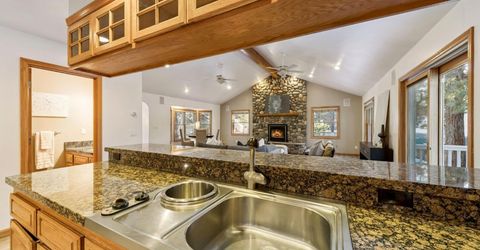 926 Tanglewood Drive, South Lake Tahoe, CA 96150 Photo