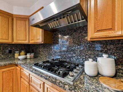 926 Tanglewood Drive, South Lake Tahoe, CA 96150 Photo